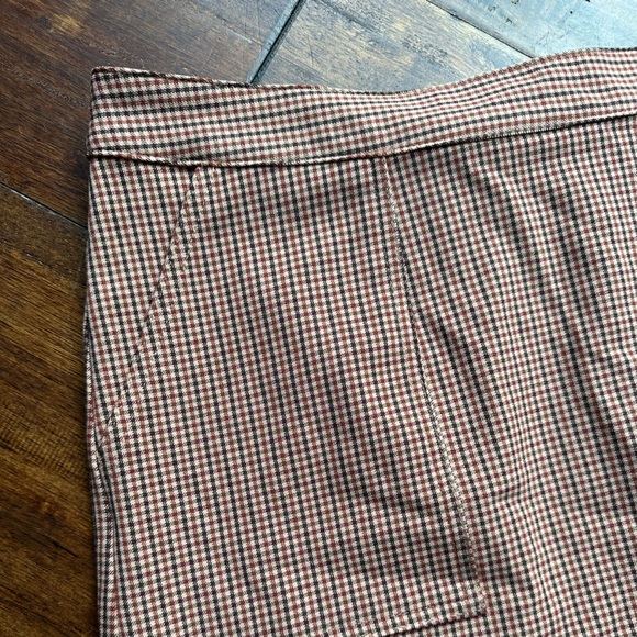 Brown/red plaid mini skirt - never worn - Picture 4 of 6